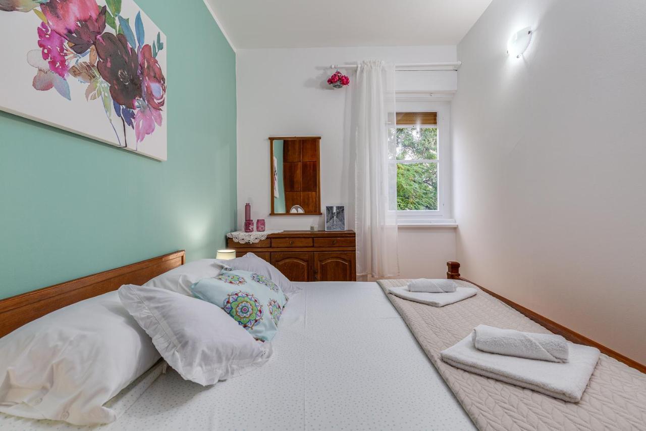 Apartment 'Olivia' Zadar Exterior photo
